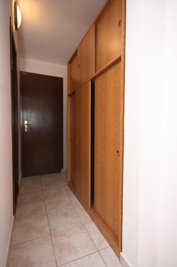Apartments And Rooms With Parking Space Mandre, Pag - 6309 Kolan Exterior foto